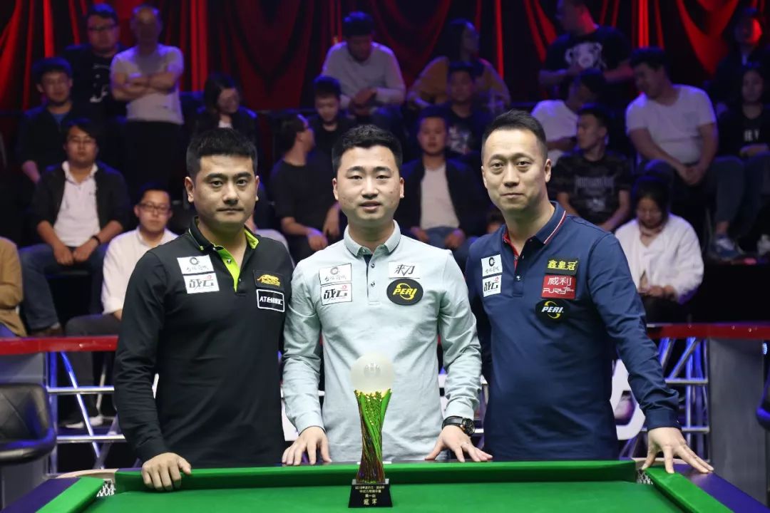 边线与对方 边线与对方