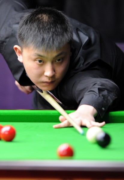 女队以优异 女队以优异