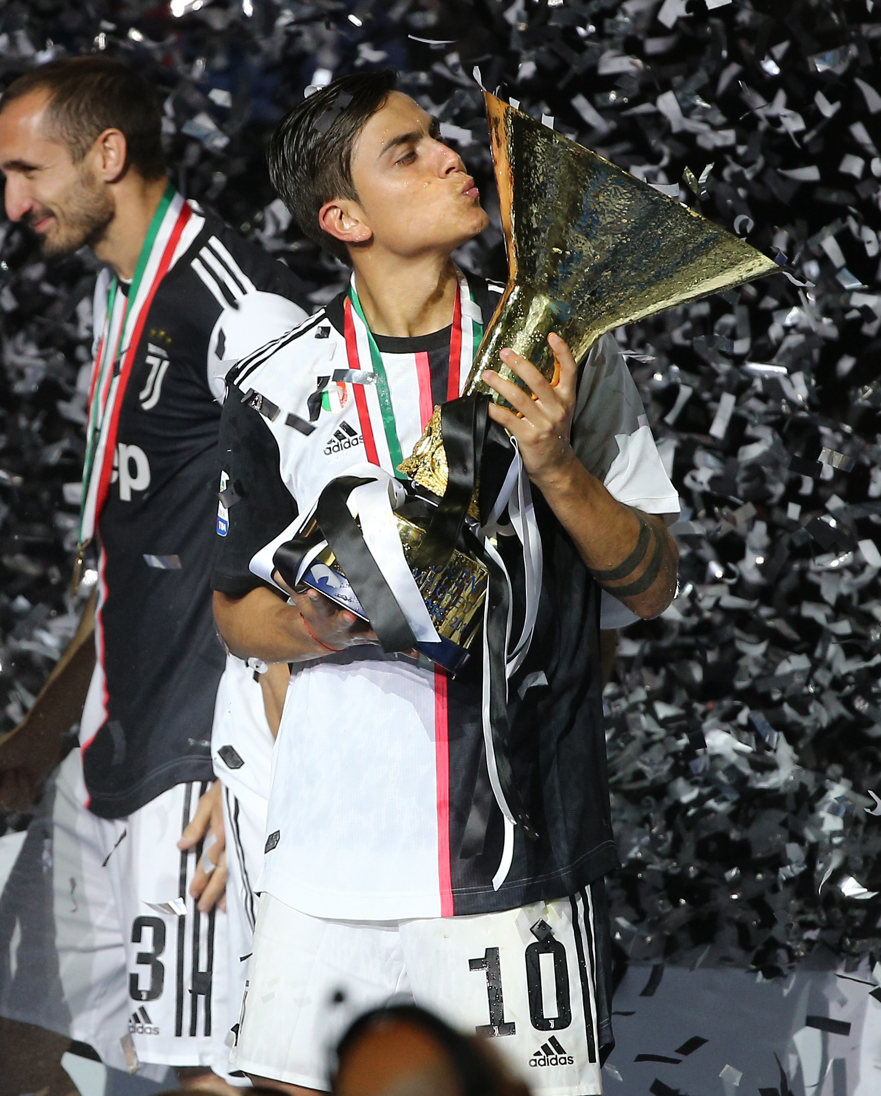 中沟通被拉 中沟通被拉