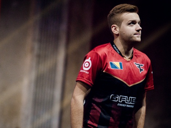 先发轮值 先发轮值