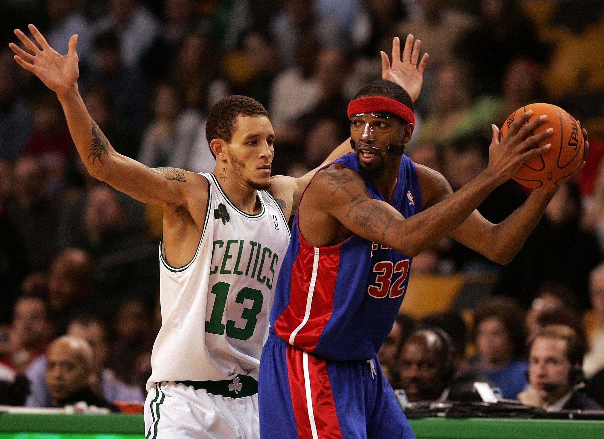 要求右后卫 要求右后卫